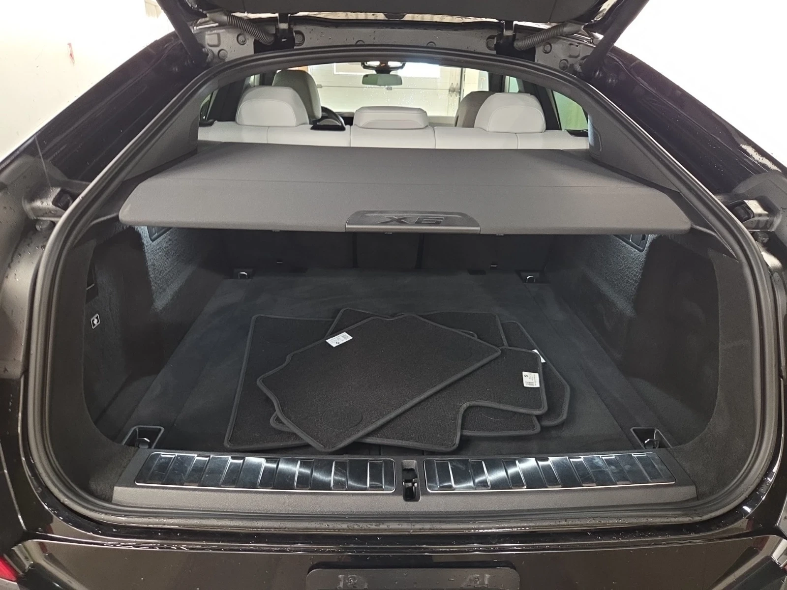 BMW X6 XDrive40i* HARMAN KARDON* HEAD-UP* LIEN ASSIST* CA, снимка 14 - Автомобили и джипове - 55940991