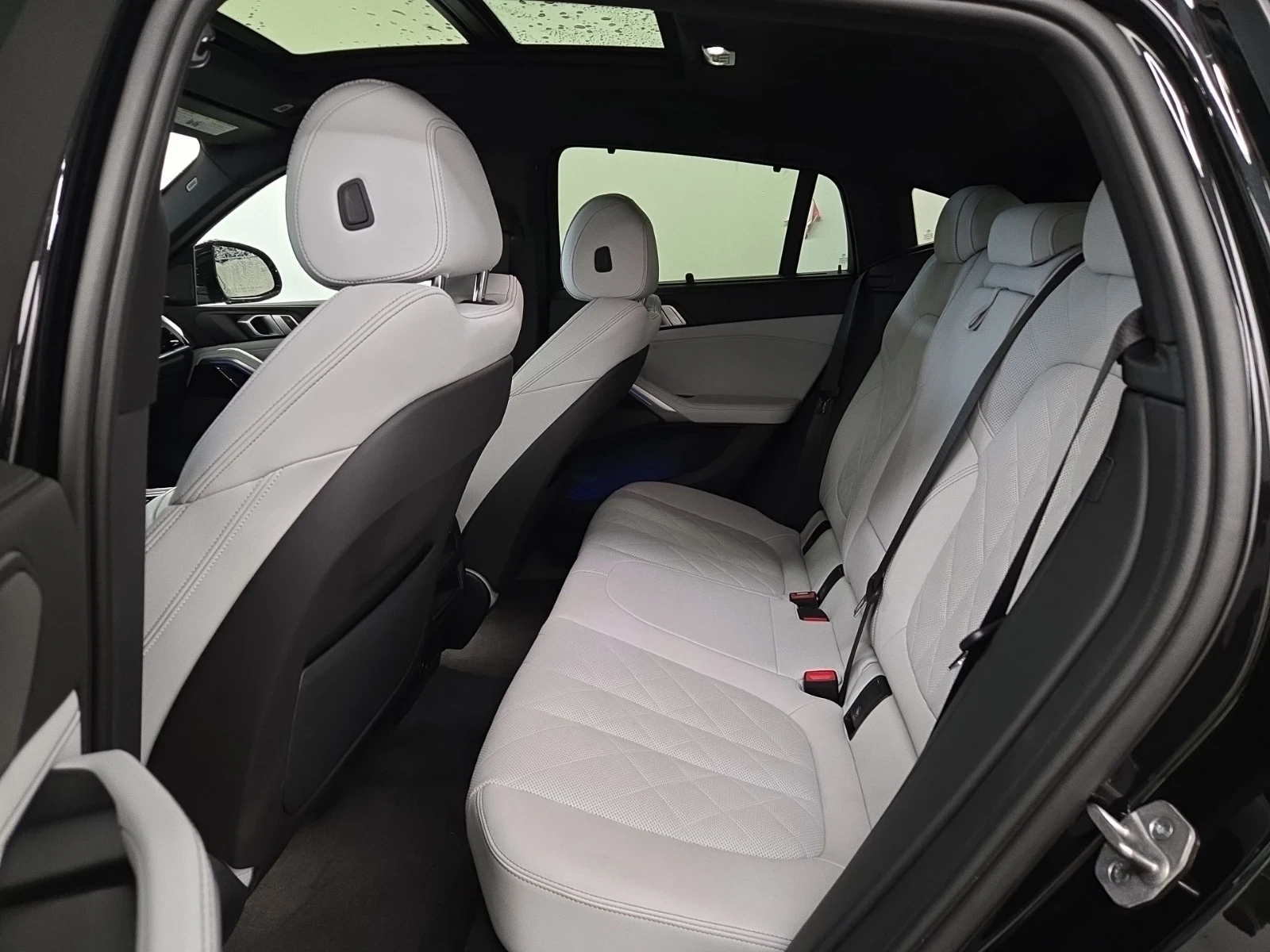BMW X6 XDrive40i* HARMAN KARDON* HEAD-UP* LIEN ASSIST* CA, снимка 13 - Автомобили и джипове - 55940991