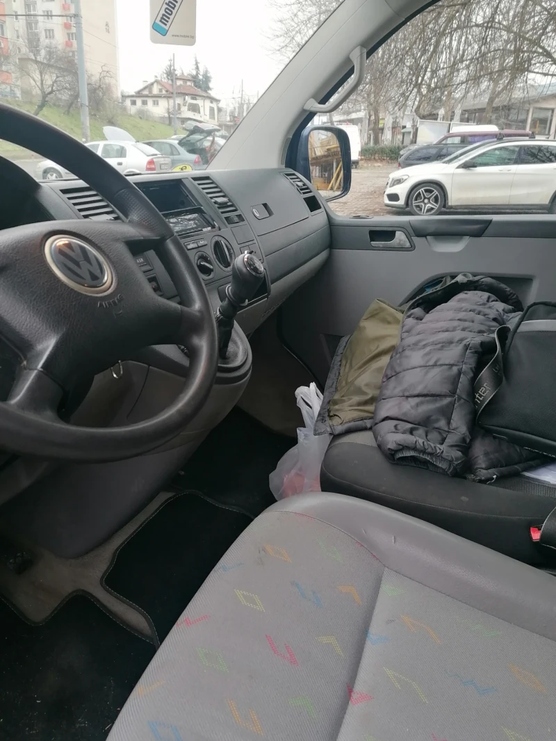 VW T5, снимка 6 - Бусове и автобуси - 53416187