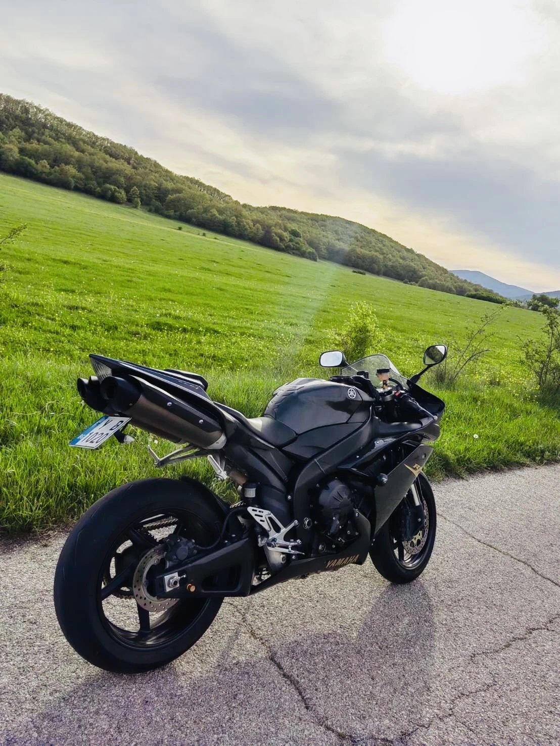 Yamaha YZF-R1 | Mobile.bg   1