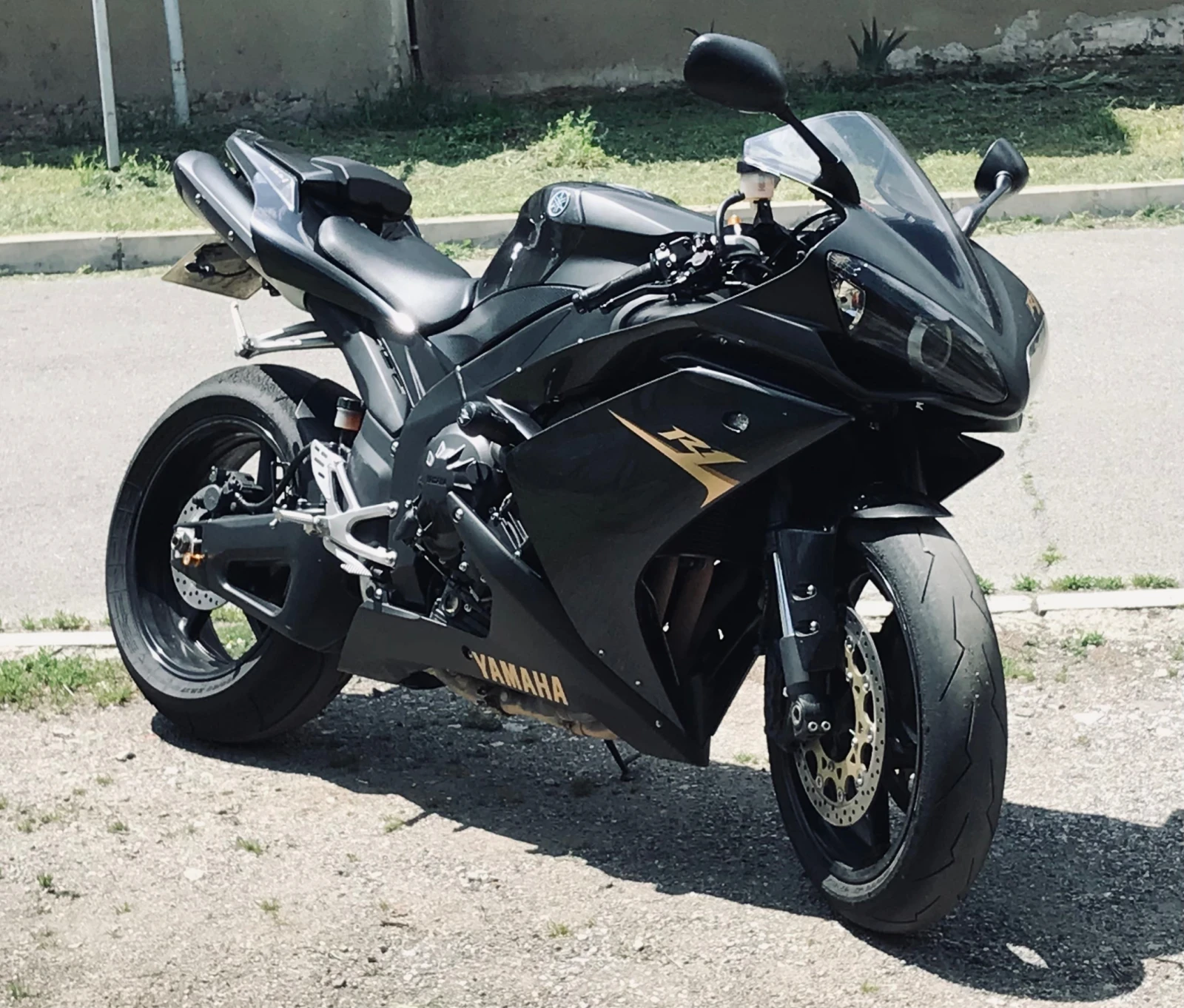 Yamaha YZF-R1  - изображение 8