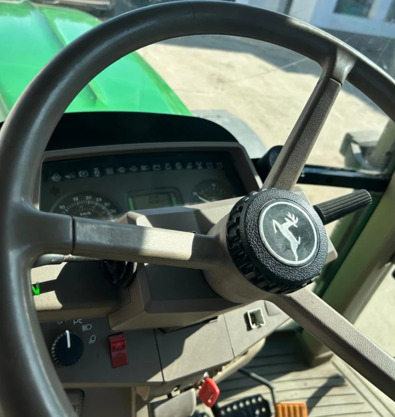 Трактор John Deere 6930 НАМАЛЕНА ЦЕНА!! PowerQuad 2012 compressor, снимка 12 - Селскостопанска техника - 49370530