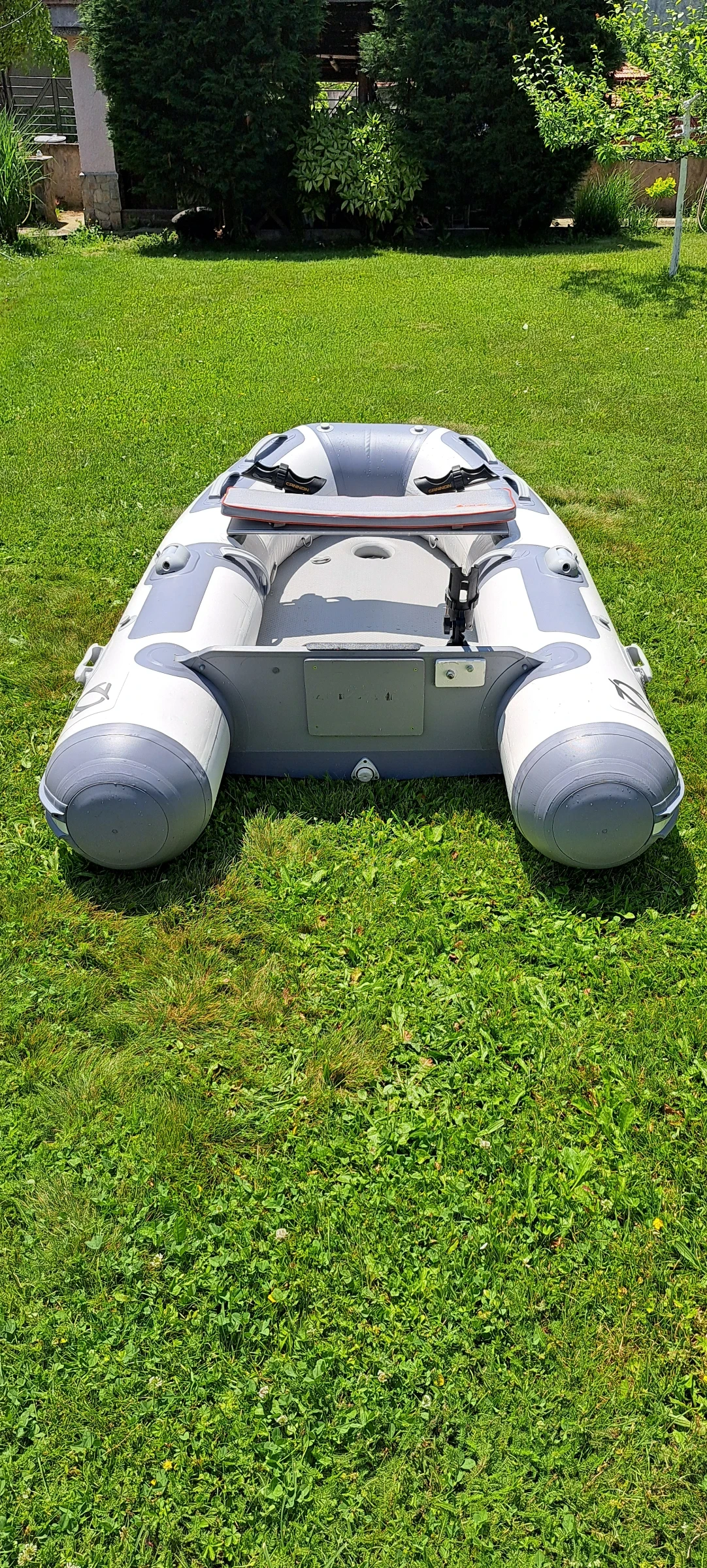 Лодка Собствено производство Zodiac Cadet Aero 230 - изображение 6