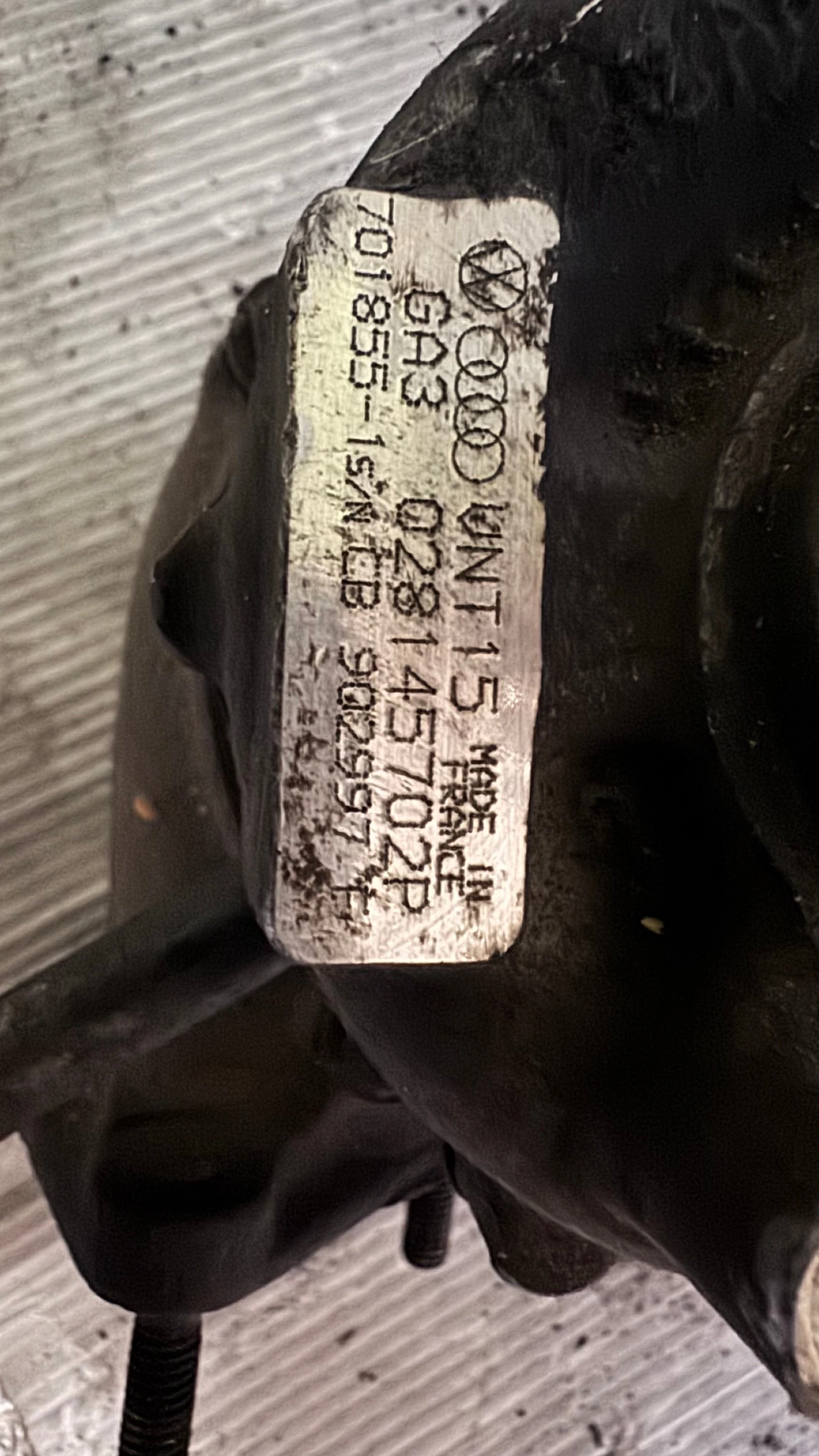 ����� ��������� �� Audi A4 - 701855-1 / GA3028145702P | Mobile.bg � ����������� 2