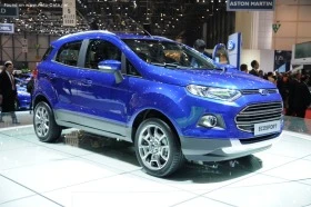 Ford EcoSport 2016г салон - седалки и кори, снимка 1 - Части - 47466693