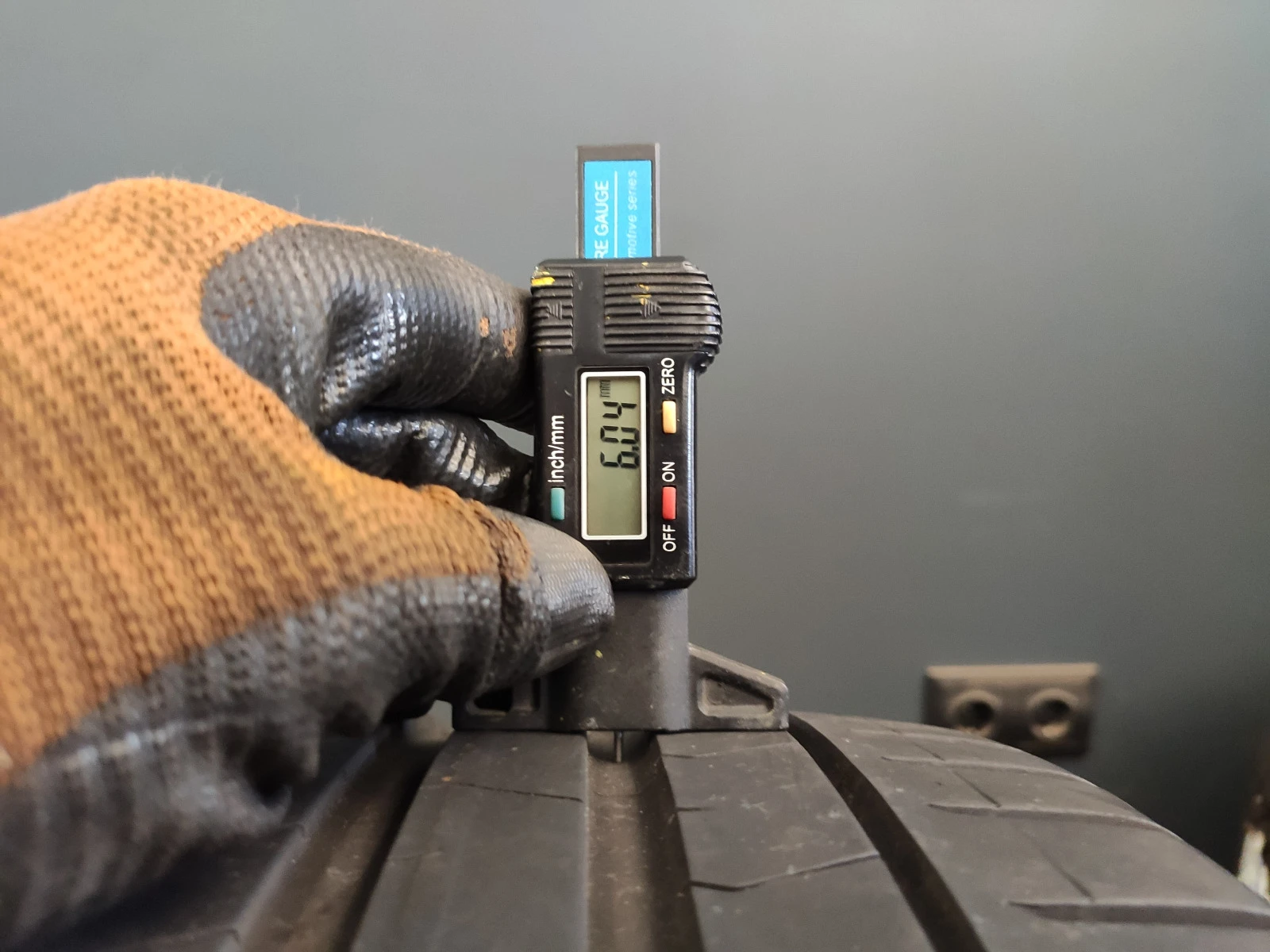  235/35R19 | Mobile.bg   4