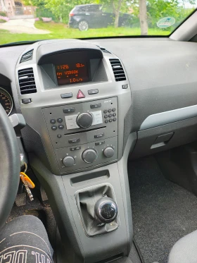 Opel Zafira 1.6 i Twinport , снимка 10