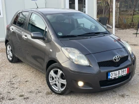 Toyota Yaris 1.3i/KEYLESS/ЧИСТО НОВ СЪЕДИНИТЕЛ/KLIMA/2011, снимка 3