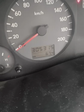 Seat Alhambra 1.9 TDI - 2200 € / 4302.83 лв. - 32304134 4