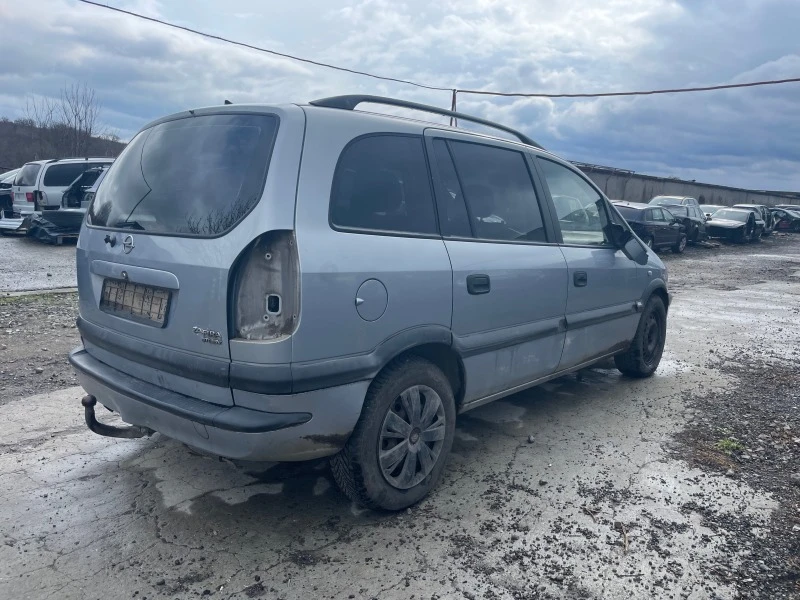 Opel Zafira 2.0 DTI, снимка 3 - Автомобили и джипове - 39580478