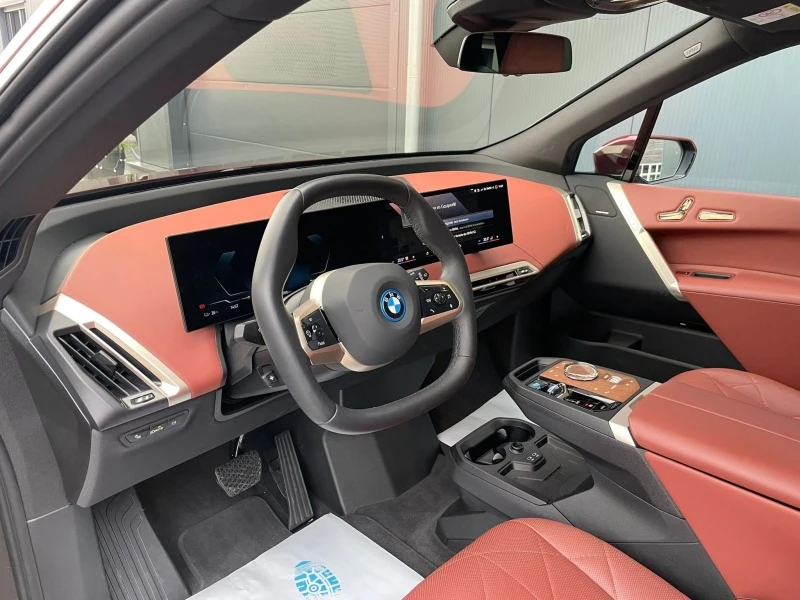 BMW iX, снимка 14 - Автомобили и джипове - 46972754