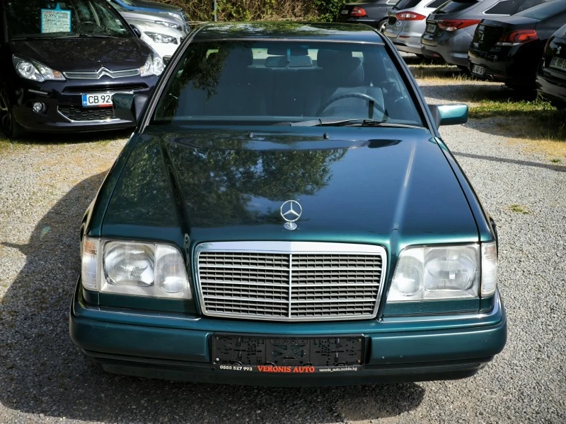 Mercedes-Benz 124 CE 200 16V, снимка 3 - Автомобили и джипове - 46315252