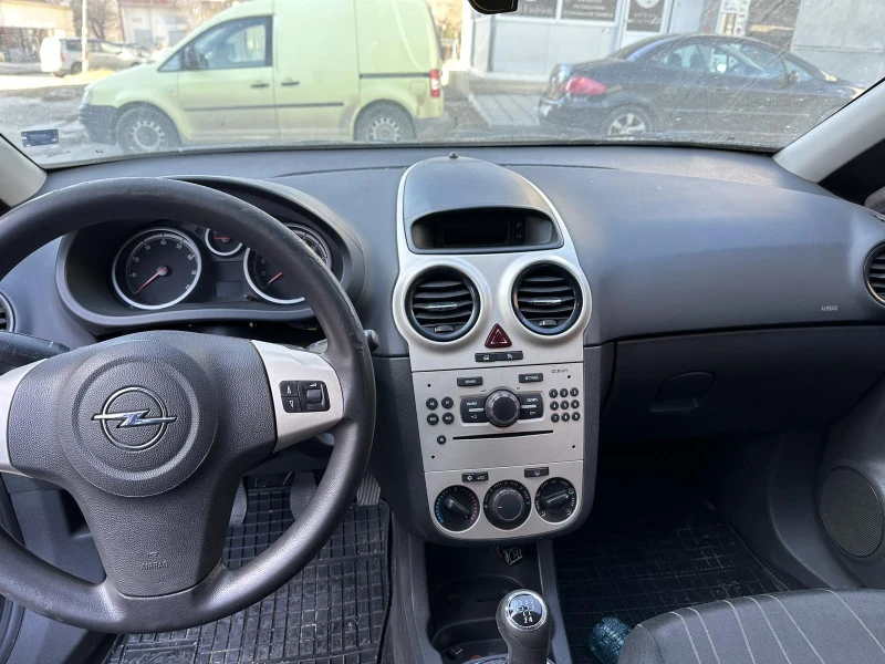 Opel Corsa, снимка 9 - Автомобили и джипове - 47371311