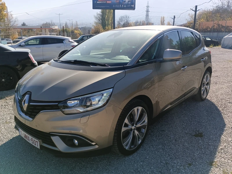 Renault Scenic, снимка 3 - Автомобили и джипове - 47888638