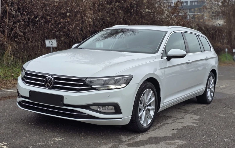 VW Passat 2.0 TDi FaceLift DSG Executive, снимка 1 - Автомобили и джипове - 48313046