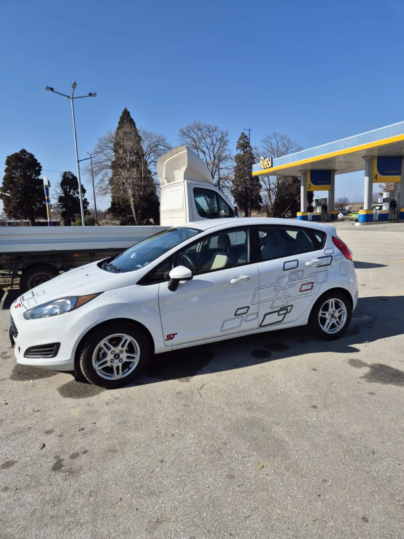 Ford Fiesta 1.6, снимка 8 - Автомобили и джипове - 49380089