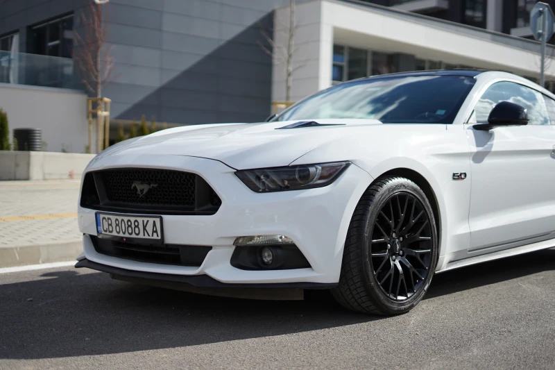 Ford Mustang GT 5.0, снимка 3 - Автомобили и джипове - 52345231