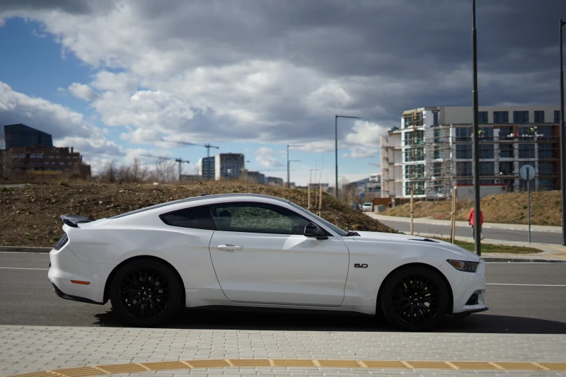 Ford Mustang GT 5.0, снимка 5 - Автомобили и джипове - 52345231