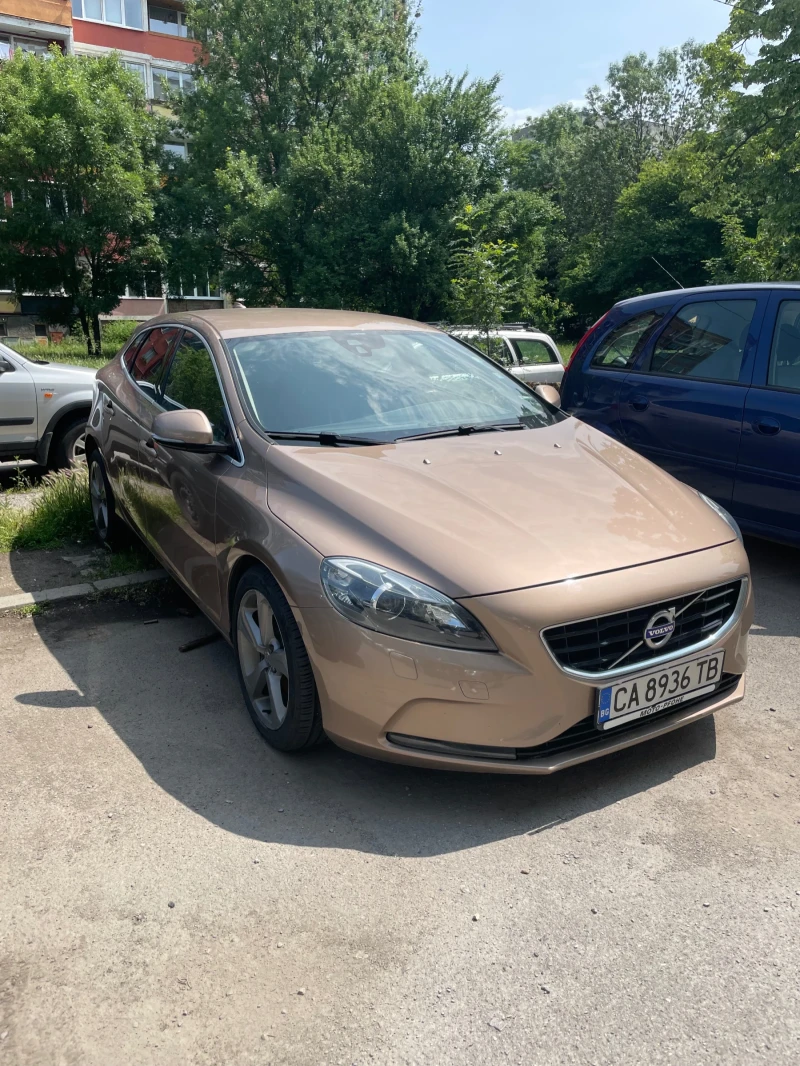 Volvo V40 2.0 D4 177к.с ръчка