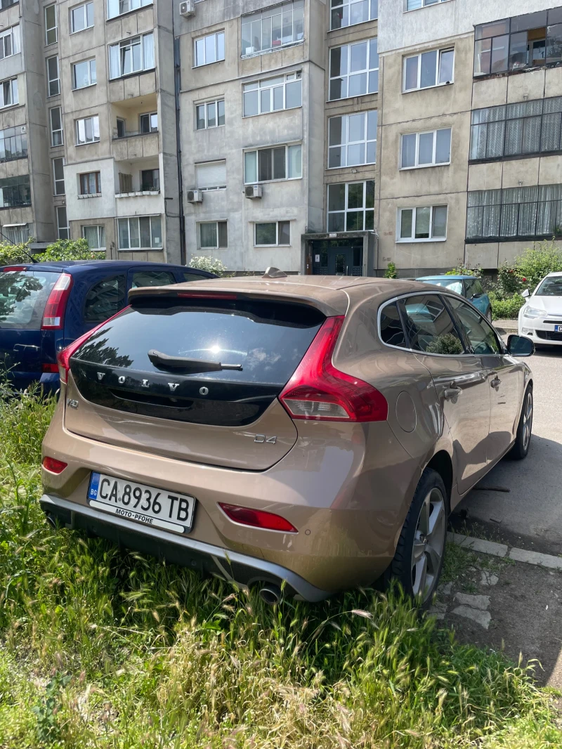 Volvo V40 2.0 D4 177к.с ръчка, снимка 3 - Автомобили и джипове - 51714836