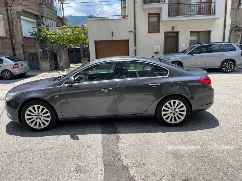 Opel Insignia cdti, снимка 8 - Автомобили и джипове - 52257413