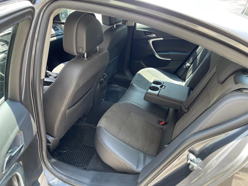 Opel Insignia cdti, снимка 10 - Автомобили и джипове - 52257413