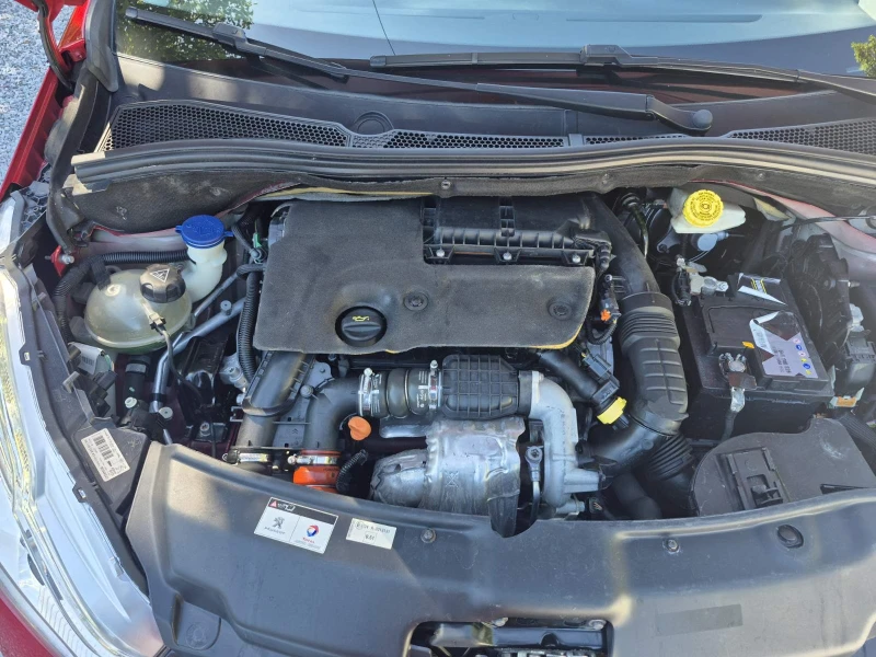 Peugeot 208 1.6HDI, снимка 17 - Автомобили и джипове - 51601196