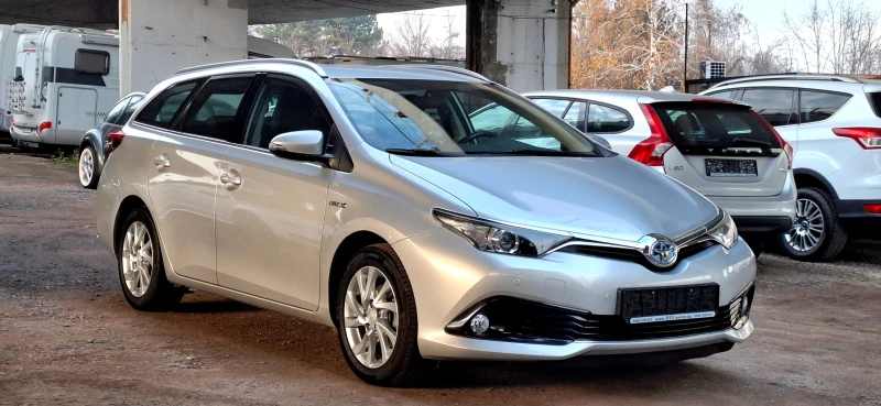 Toyota Auris СЕРВ. ДОК., снимка 3 - Автомобили и джипове - 52833227
