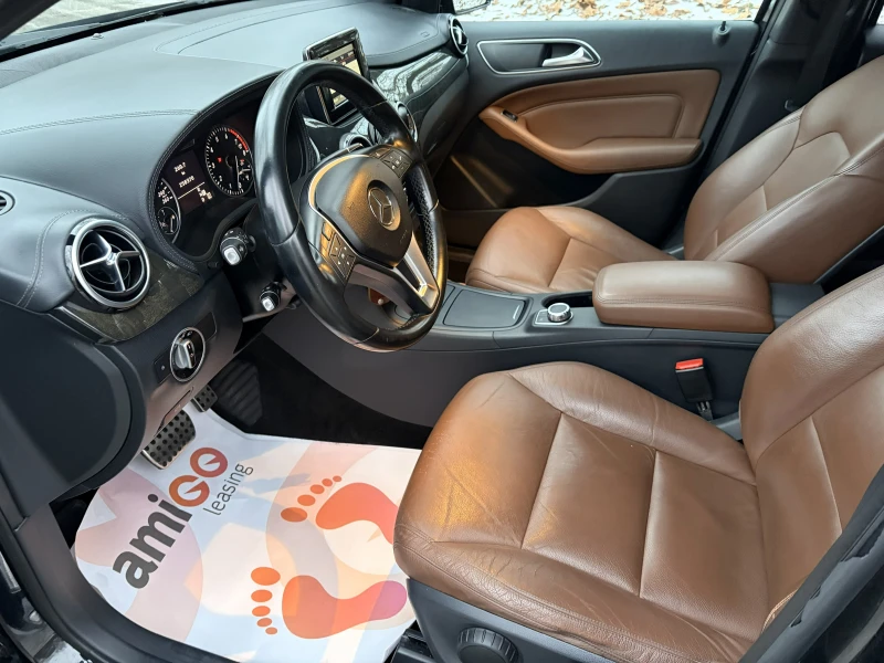 Mercedes-Benz B 250 Premium, снимка 12 - Автомобили и джипове - 53231504