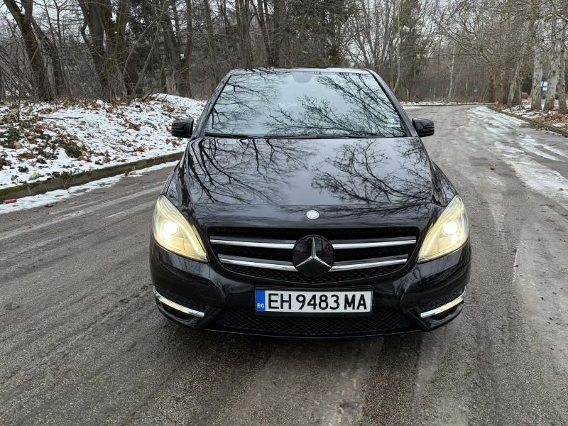Mercedes-Benz B 250 Premium, снимка 2 - Автомобили и джипове - 53231504