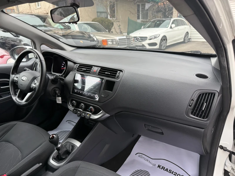 Kia Rio 1.2I NAVI, снимка 12 - Автомобили и джипове - 53419486