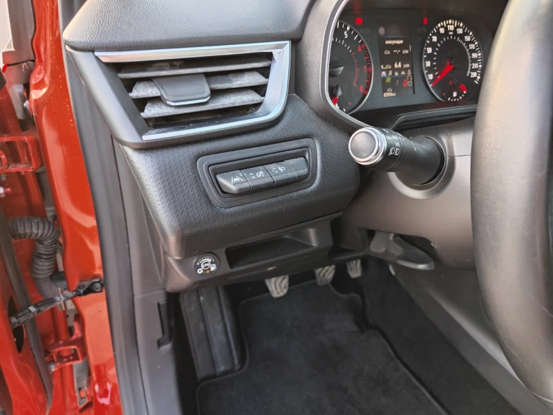 Renault Clio 1.0TCe LPG , снимка 16 - Автомобили и джипове - 53451419