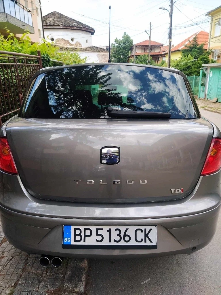 Seat Toledo, снимка 10 - Автомобили и джипове - 47388128