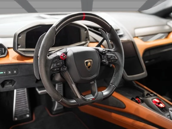 Lamborghini Revuelto = Carbon Ceramic Brakes = Гаранция, снимка 11 - Автомобили и джипове - 55573080