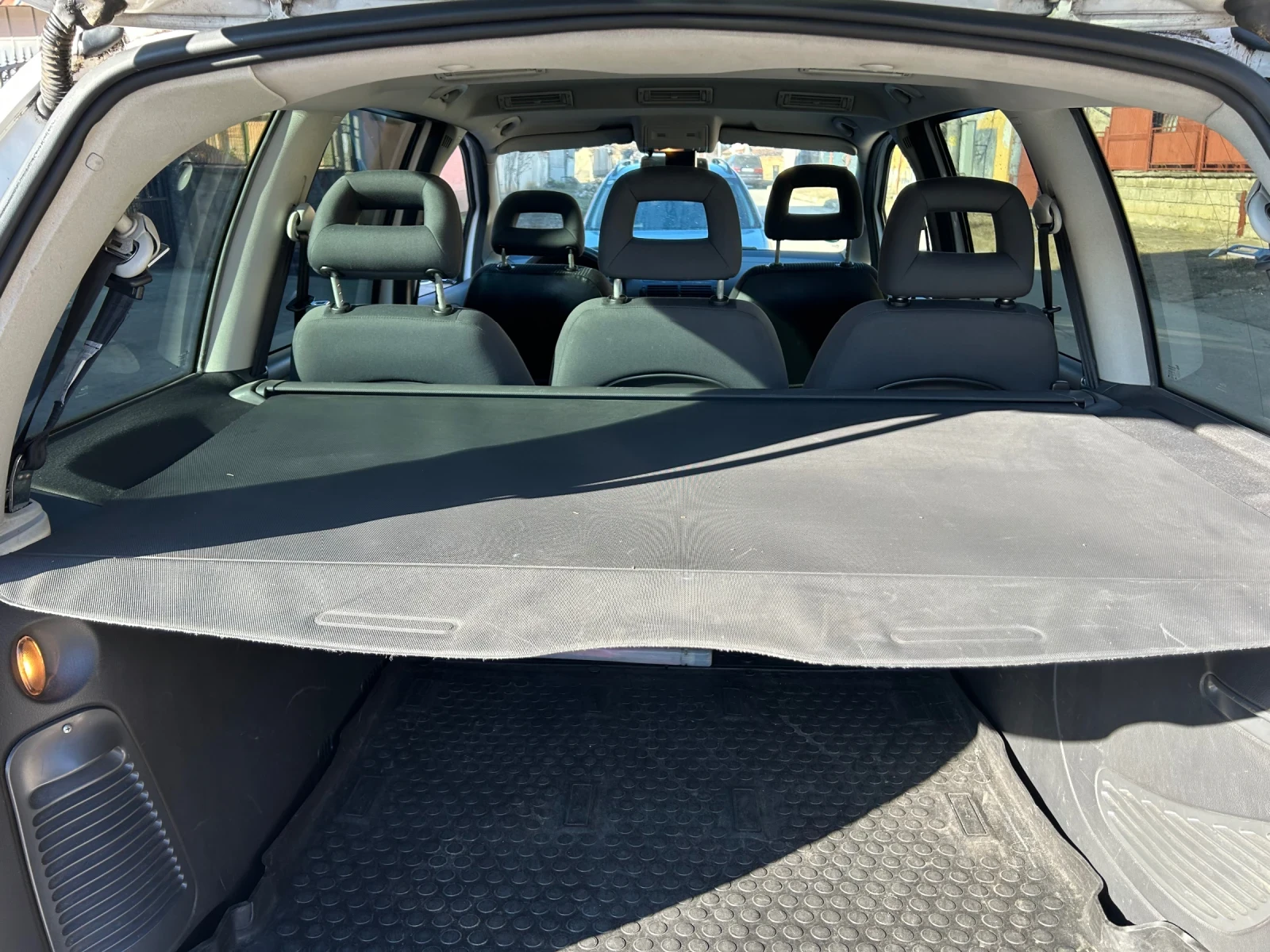 VW Sharan Busines - изображение 7