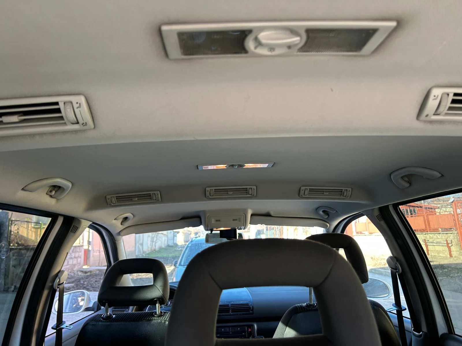 VW Sharan Busines - изображение 8