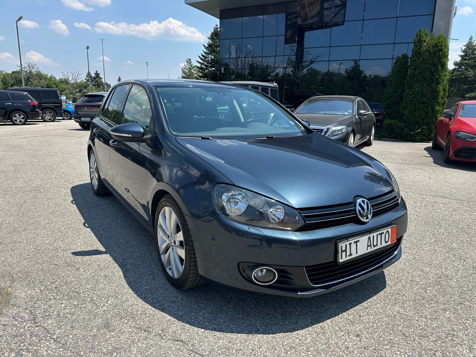 VW Golf 1.8TSI Автиматик - изображение 3