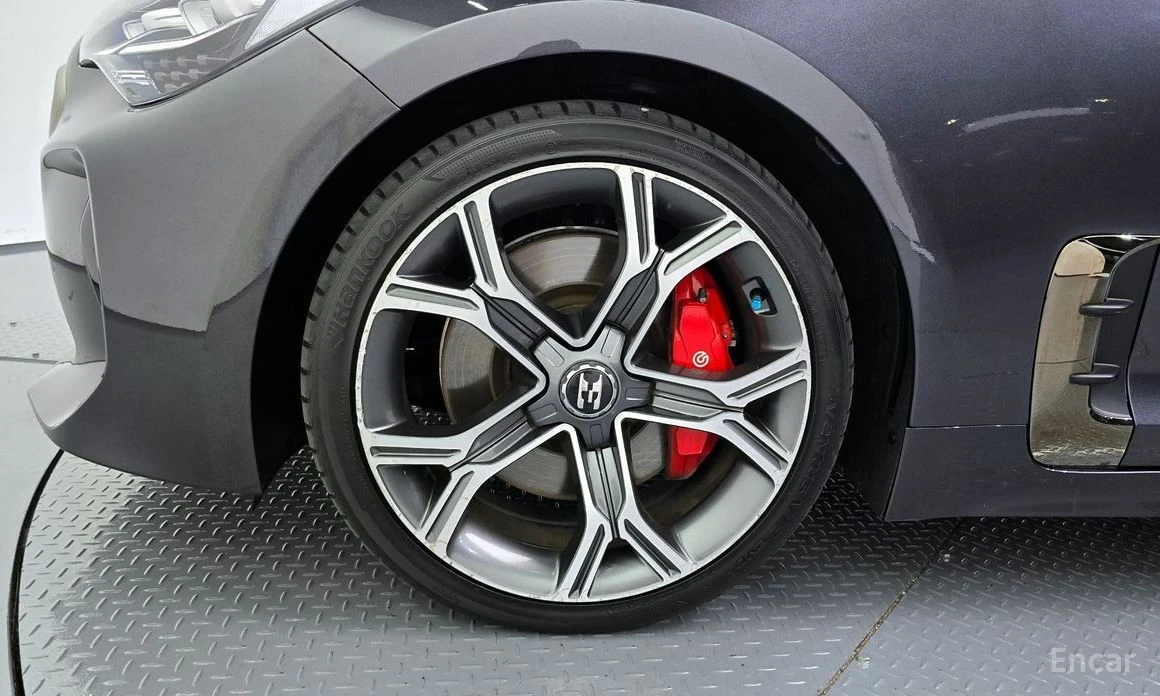 Kia Stinger  - изображение 5