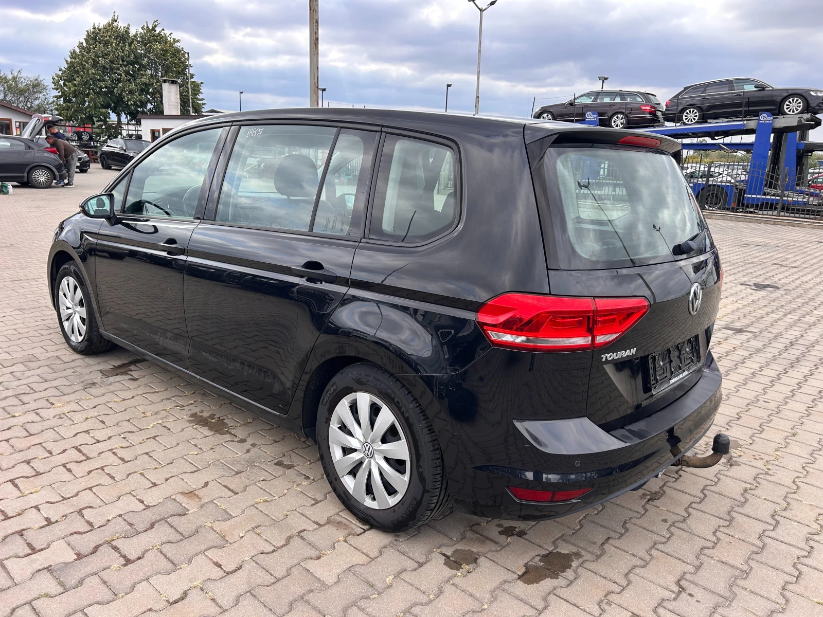 VW Touran 1.2TSI 6+ 1 NAVI EURO 6 - изображение 8