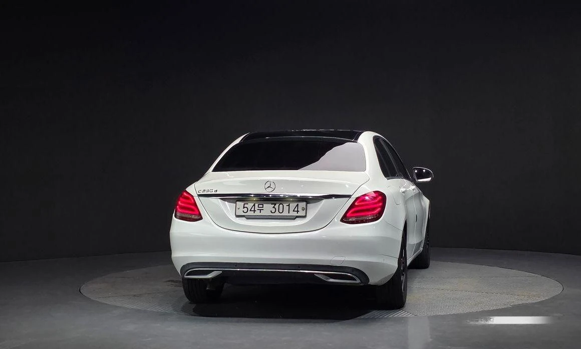 Mercedes-Benz C 200 C200 d  * НАЙ-ДОБРА ЦЕНА В БЪЛГАРИЯ*  - изображение 4