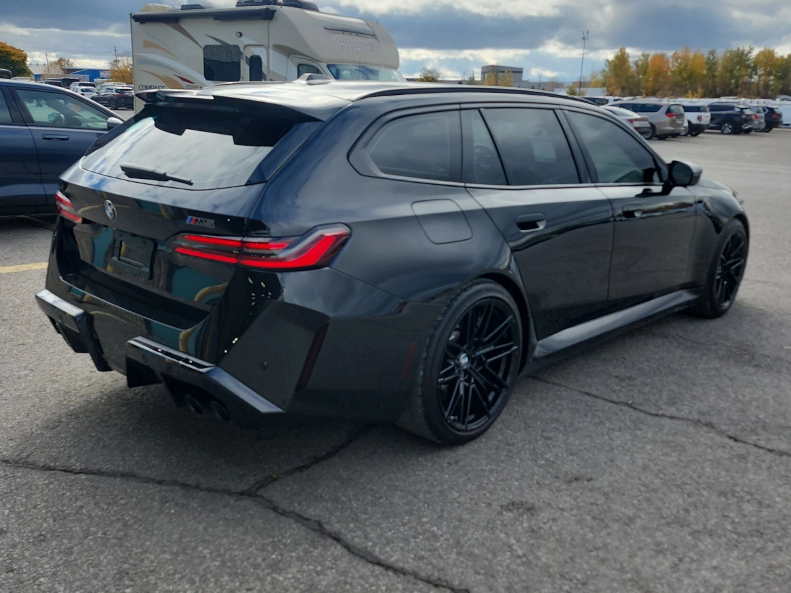 BMW M5 * TUORING* CARFAX * БЕЗ ПЪРВОНАЧАЛНА ВНОСКА - изображение 3