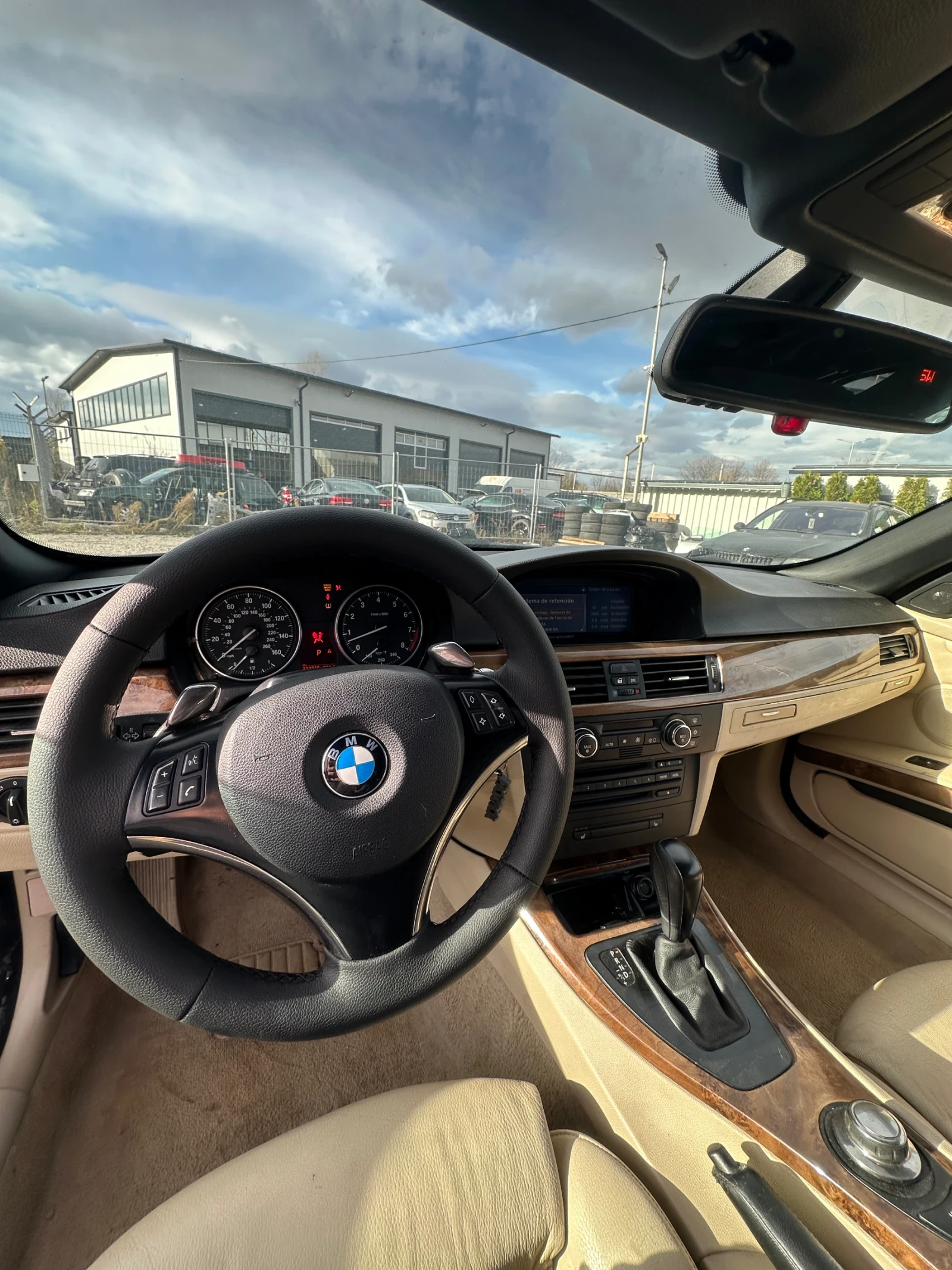 BMW 335  - изображение 5