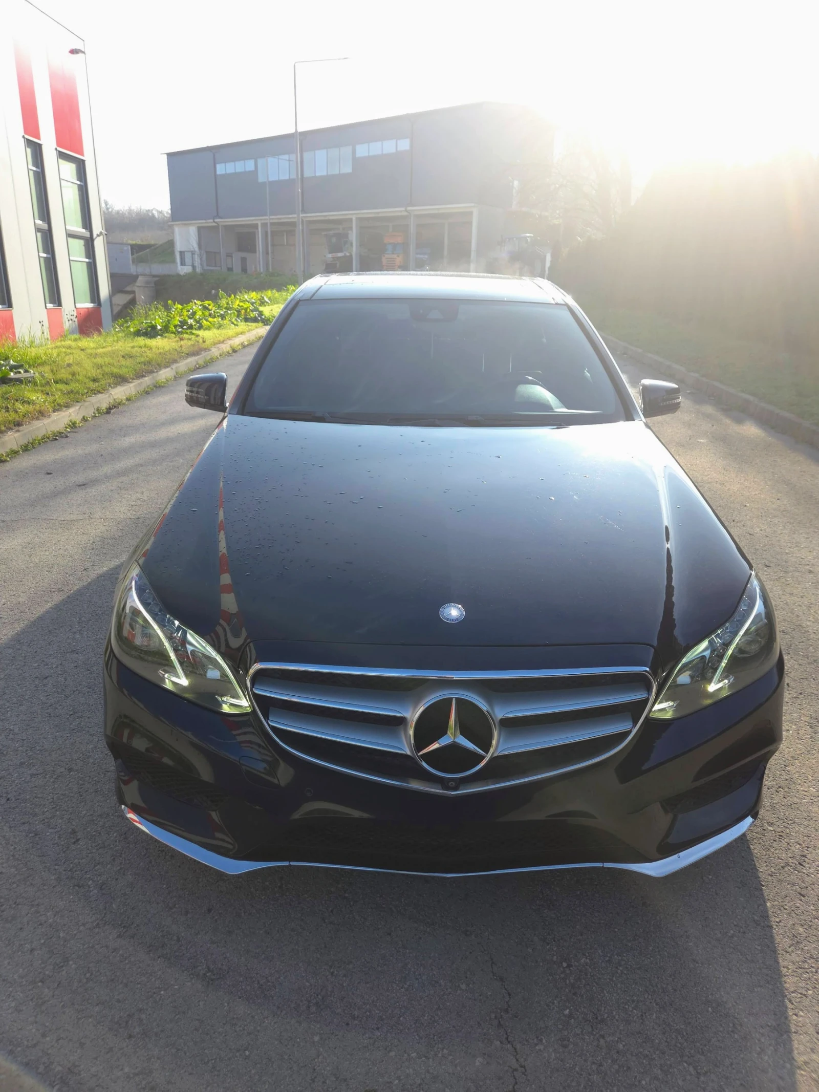Mercedes-Benz E 250 4matic  AMG line Реални КМ - изображение 8