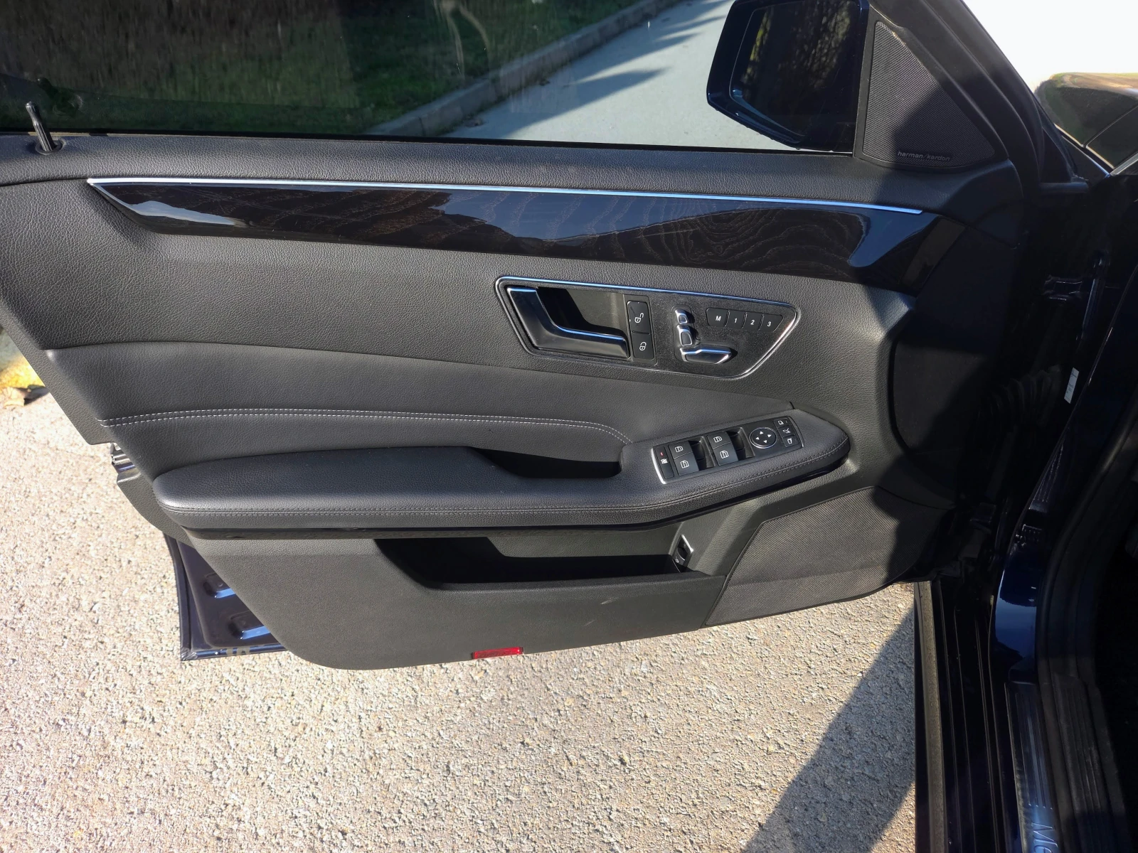 Mercedes-Benz E 250 4matic  AMG line ������ �� | Mobile.bg � ����������� 14