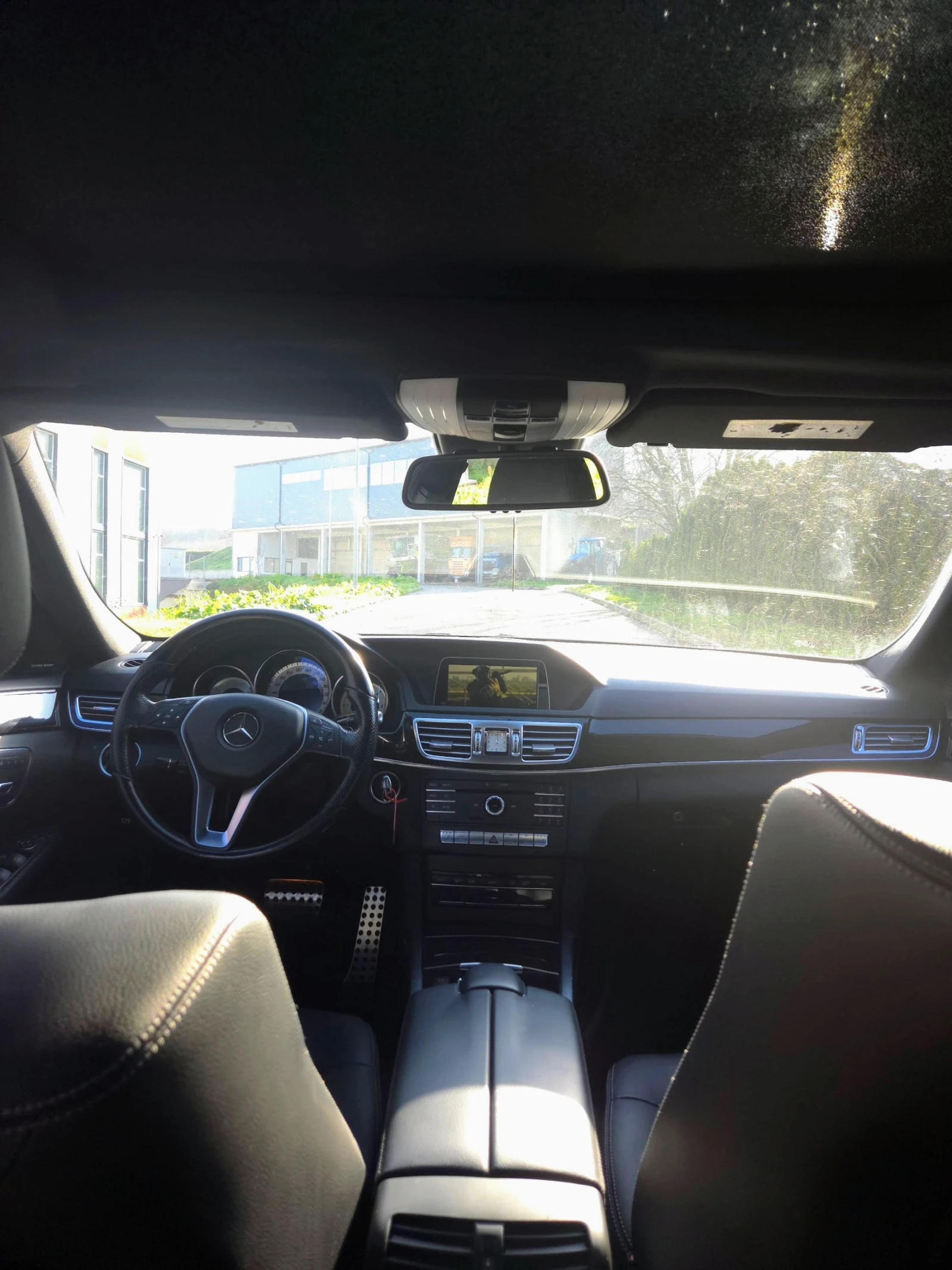 Mercedes-Benz E 250 4matic  AMG line ������ �� | Mobile.bg � ����������� 11