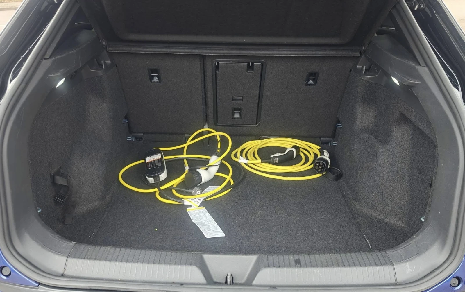 VW ID.4 1st Ed PRO Perf 204 к.с.   77 kWh   Батерия 94, 5%, снимка 9 - Автомобили и джипове - 53842980