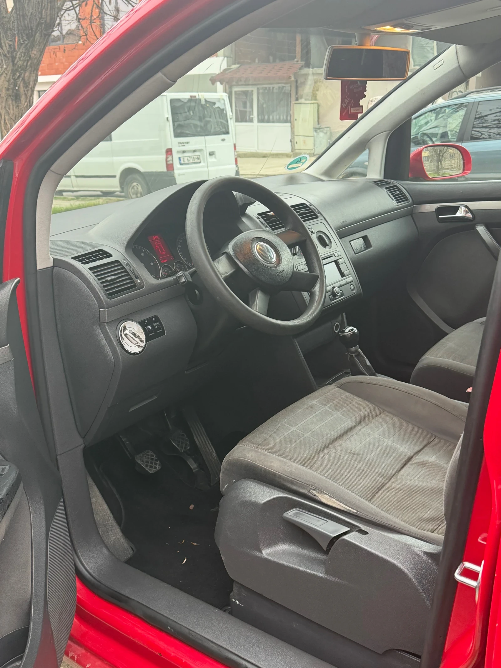 VW Touran 2.0tdi 140hp Top, снимка 5 - Автомобили и джипове - 53890580