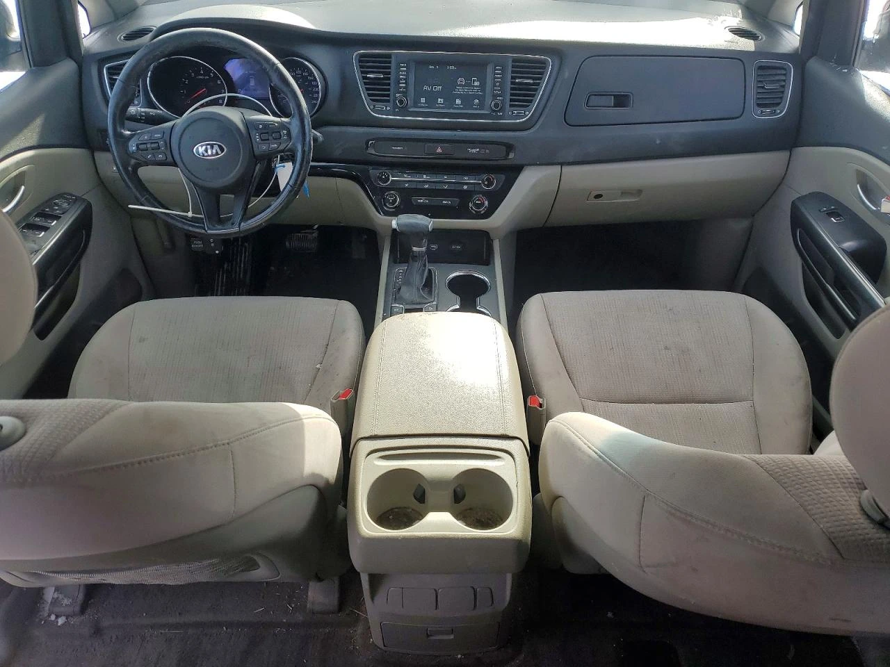 Kia Carnival Sedona Lx, снимка 8 - Автомобили и джипове - 53912690