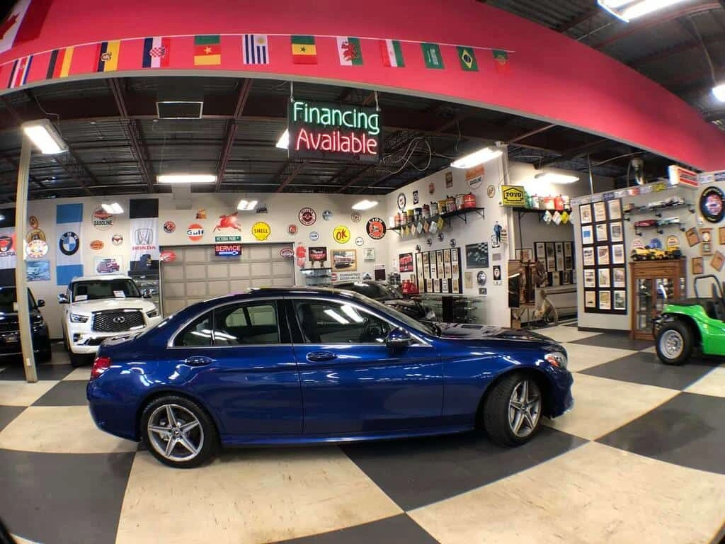 Mercedes-Benz C 300 * AMG PKG 4MATIC LEATHER PAN/ROOF NAVI CAMERA * CA, снимка 9 - Автомобили и джипове - 54139373