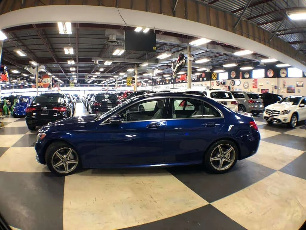 Mercedes-Benz C 300 * AMG PKG 4MATIC LEATHER PAN/ROOF NAVI CAMERA * CA, снимка 5 - Автомобили и джипове - 54139373